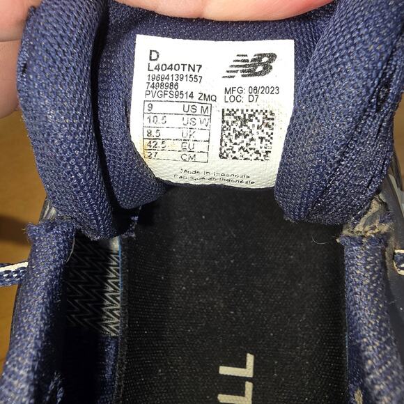 New Balance Mens FuelCell 4040 Metal Cleats Navy and White Mens 9 Womens 10.5 - Picture 4 of 7